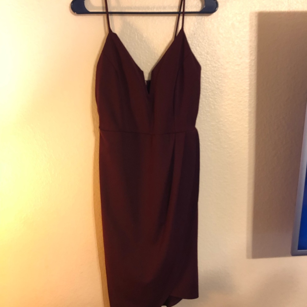 Olive tree Burgundy tulip dress size large